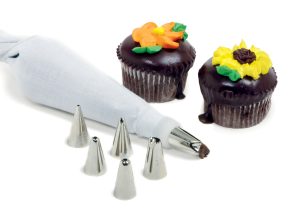 8 Pcs Decorating Icing Set